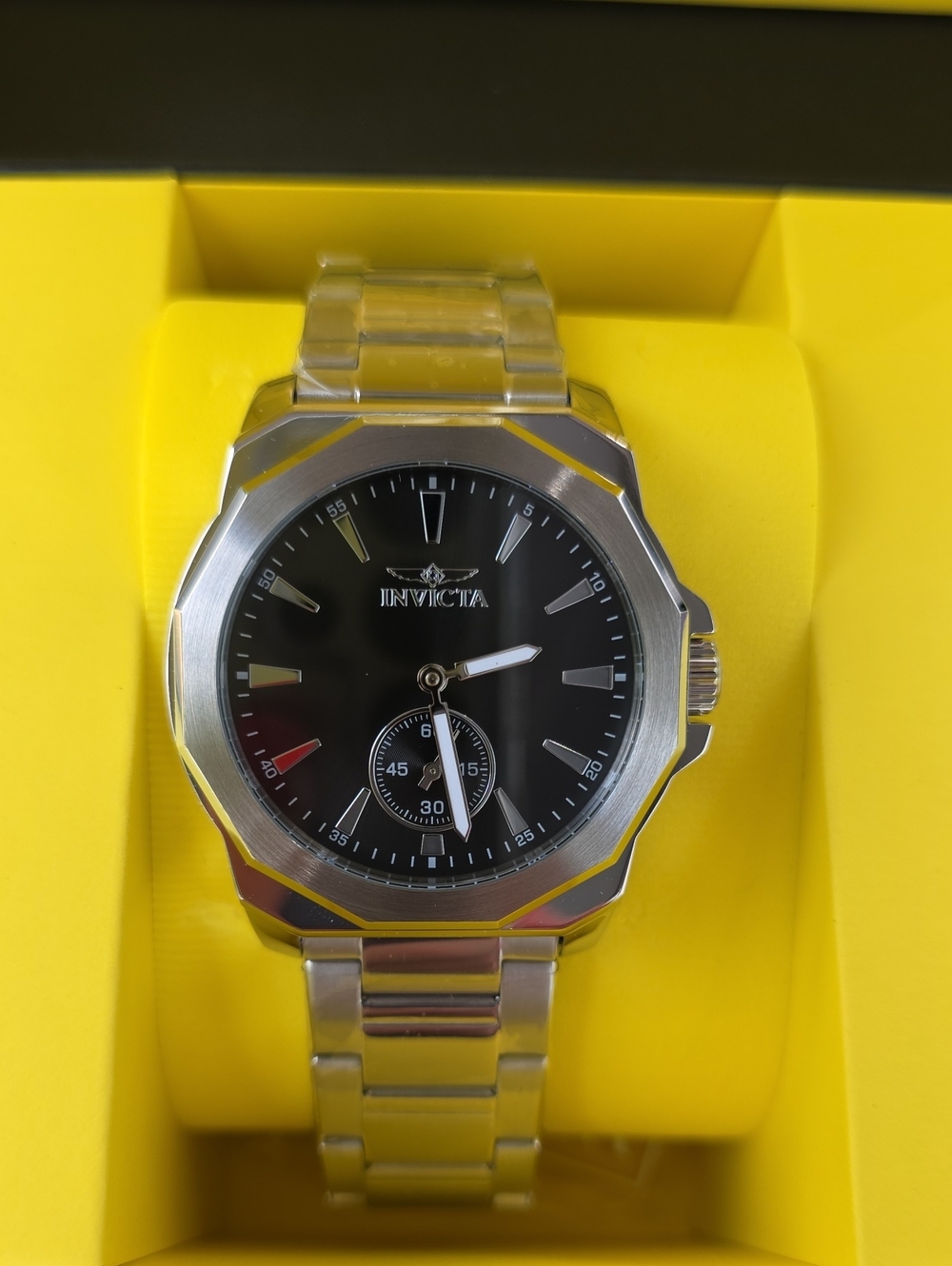 548.  Invicta Speedway Model 49325 Men's Watch